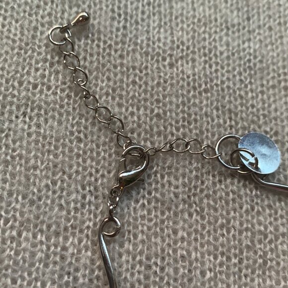 ✨ Handmade Roller Skate Bracelet & Earring Set ✨ - Picture 11 of 13